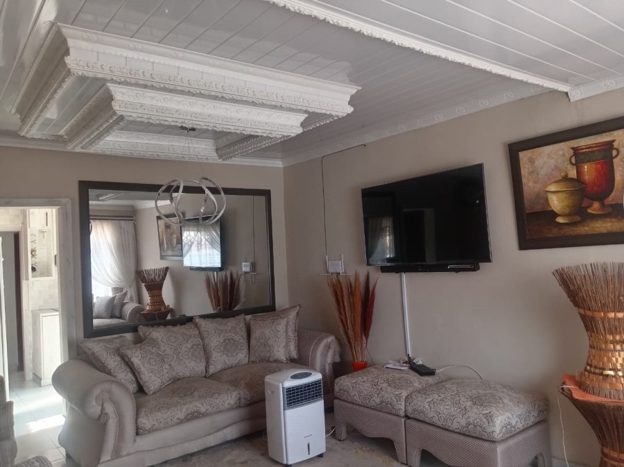 3 Bedroom Property for Sale in Kanana North West
